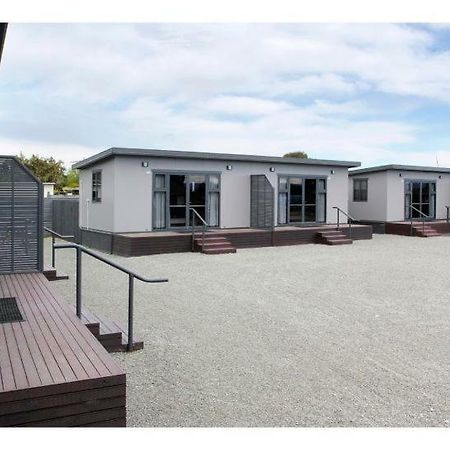 Pine Lake View Lodge Kaiapoi Exteriör bild