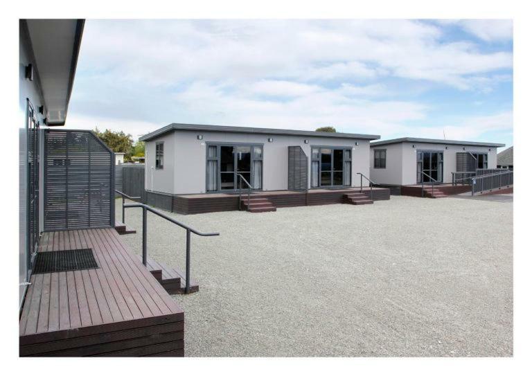 Pine Lake View Lodge Kaiapoi Exteriör bild