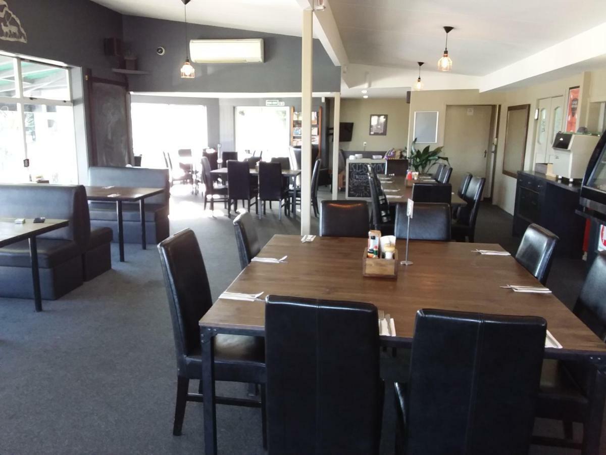Pine Lake View Lodge Kaiapoi Exteriör bild